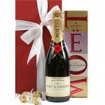 Champagne & Chocolate Gift
You simply cant go wrong with Moet and chocolates to celebrate a special ocassion or to express your appreciation of a special personEle.
Please Click the image for more information.
