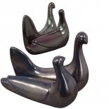 pair of Mandarin Ducks
Dark  chocolate brown ceramic statue of Mandarin Ducks with a lovely sheenThey are joined together in one statue Ma.
Please Click the image for more information.